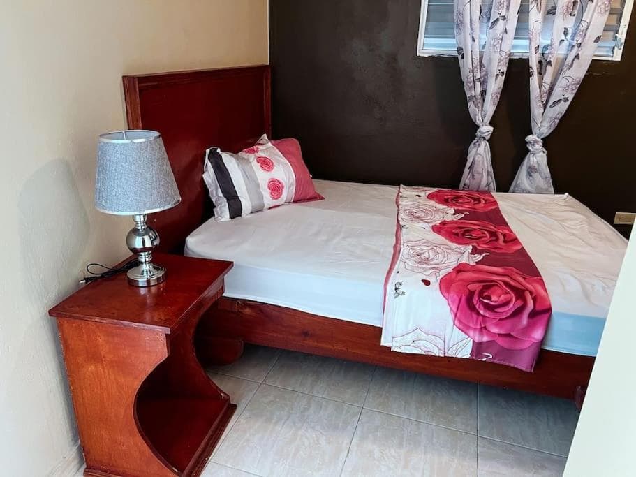 Hébergement Confortable avec Jardin Restaurant et Services 24h24 - Photo 44