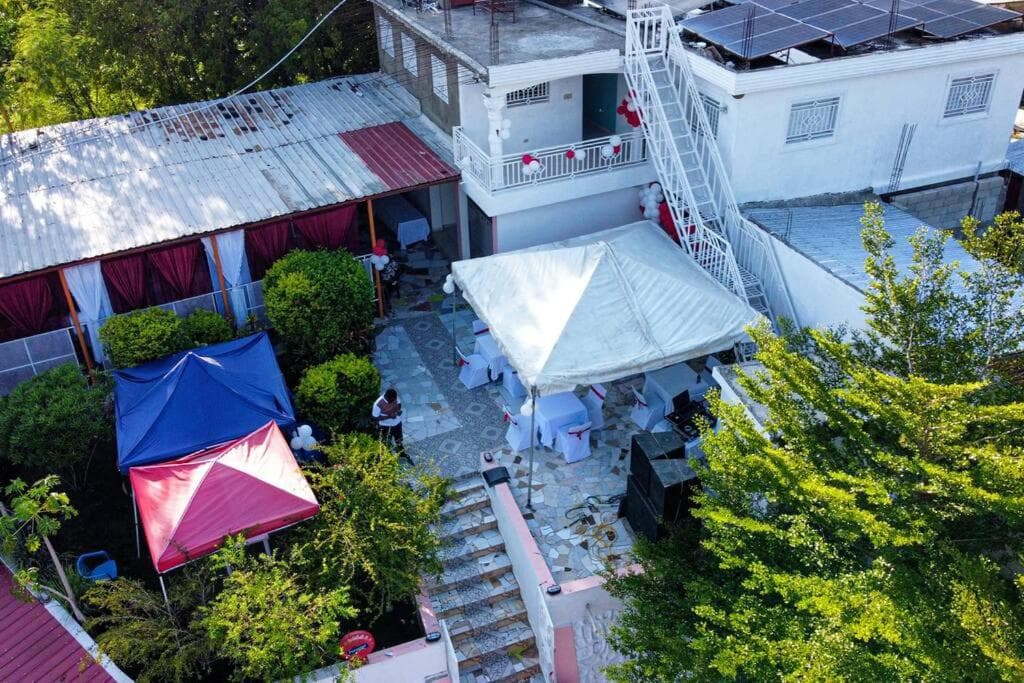 Hébergement Confortable avec Jardin Restaurant et Services 24h24 - Photo 47