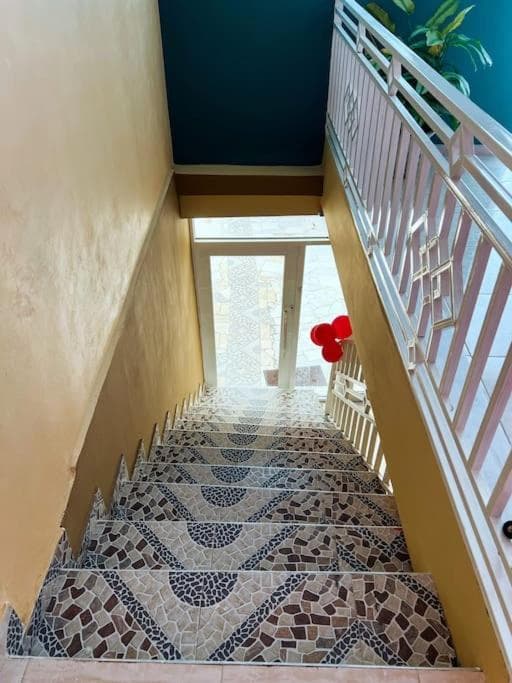 Hébergement Confortable avec Jardin Restaurant et Services 24h24 - Photo 6