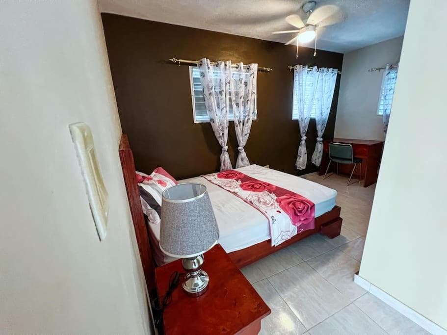 Hébergement Confortable avec Jardin Restaurant et Services 24h24 - Photo 16