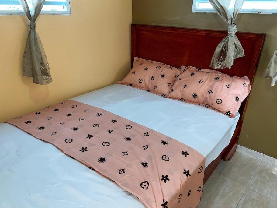 Hébergement Confortable avec Jardin Restaurant et Services 24h24 - Photo 17