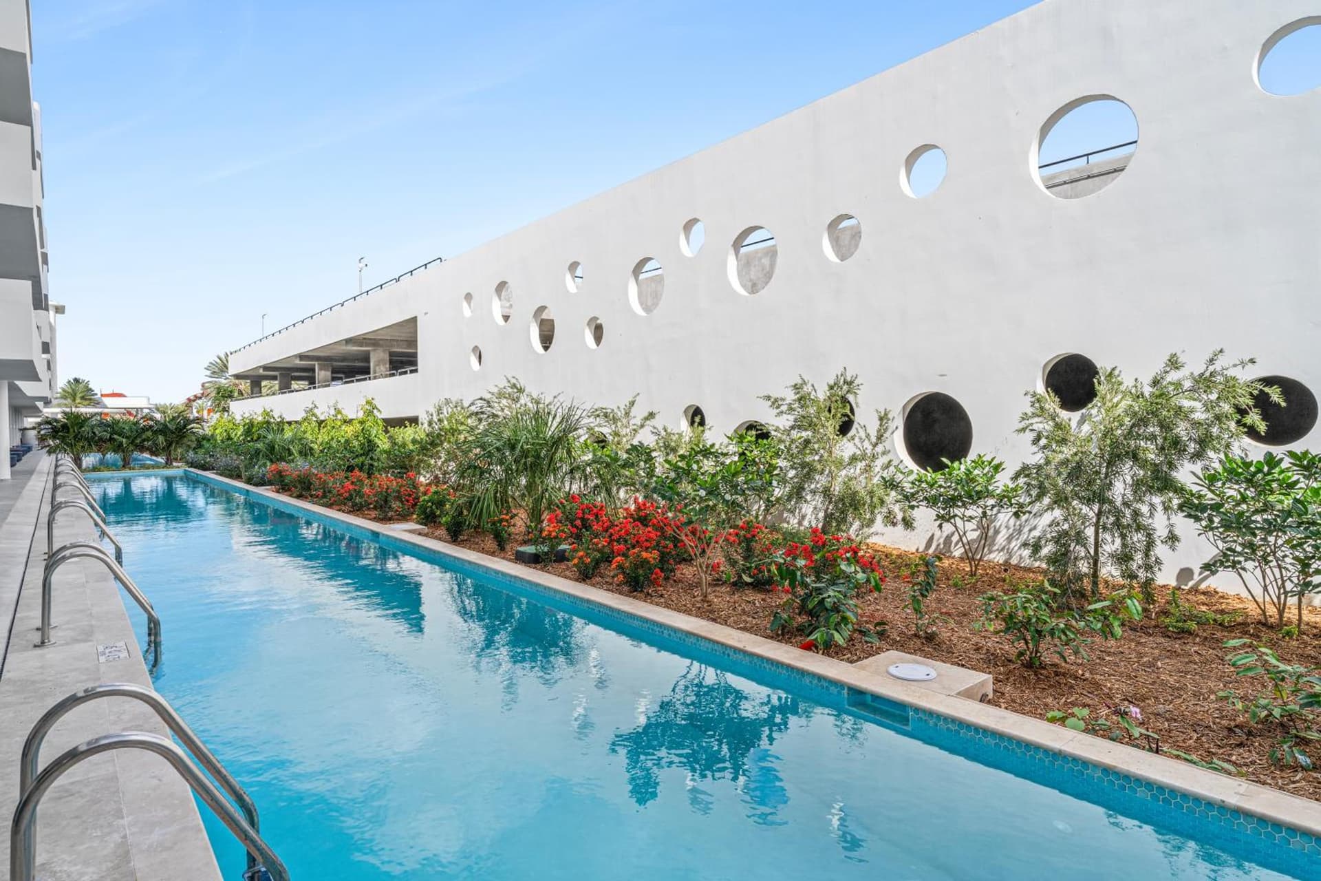 The Rif At Mangrove Beach Corendon Curacao All-Inclusive, Curio by Hilton - Photo 19