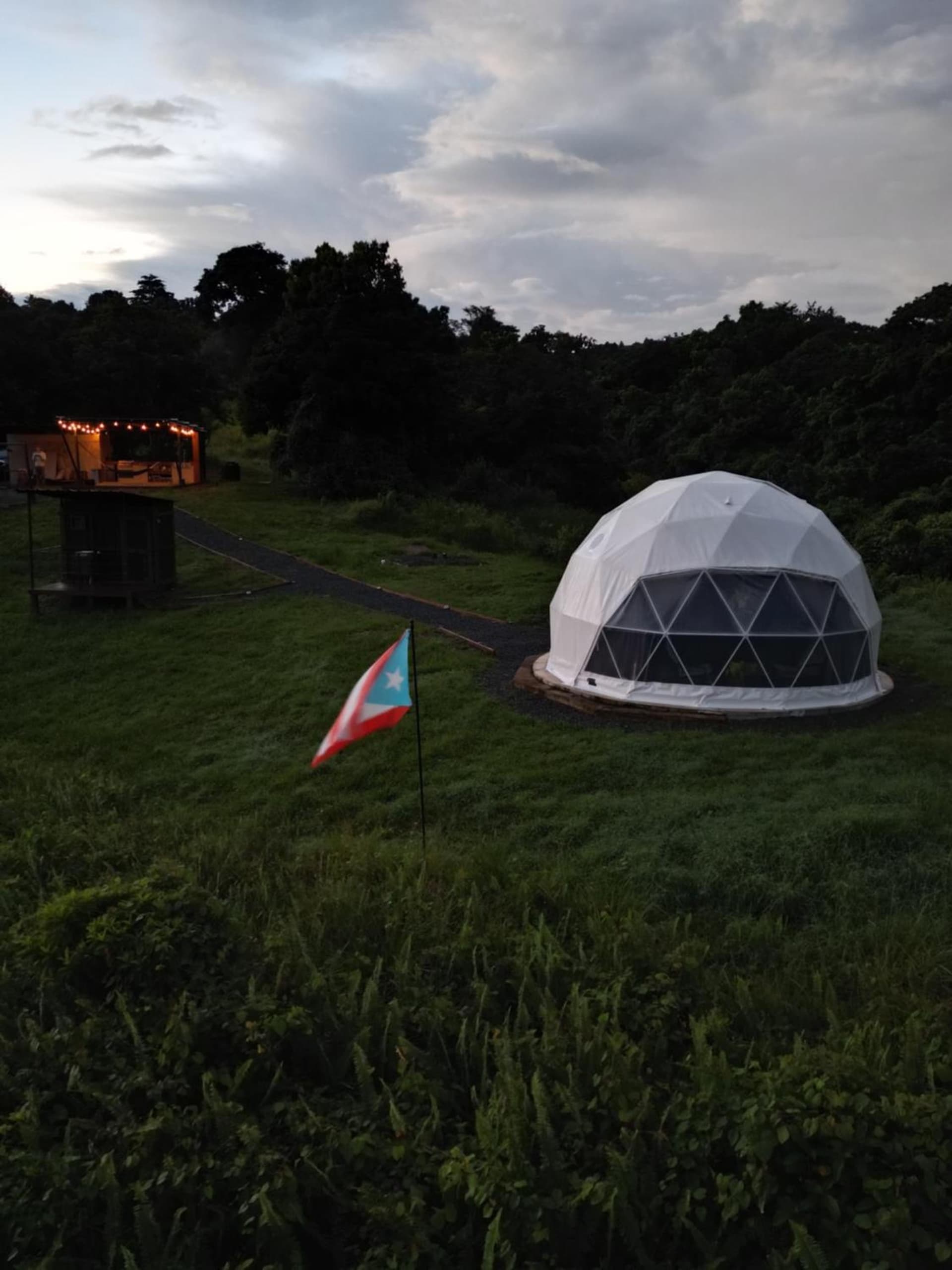 Unique Glamping Experience & Romantic Dome with Nature Escape and River - Photo 8