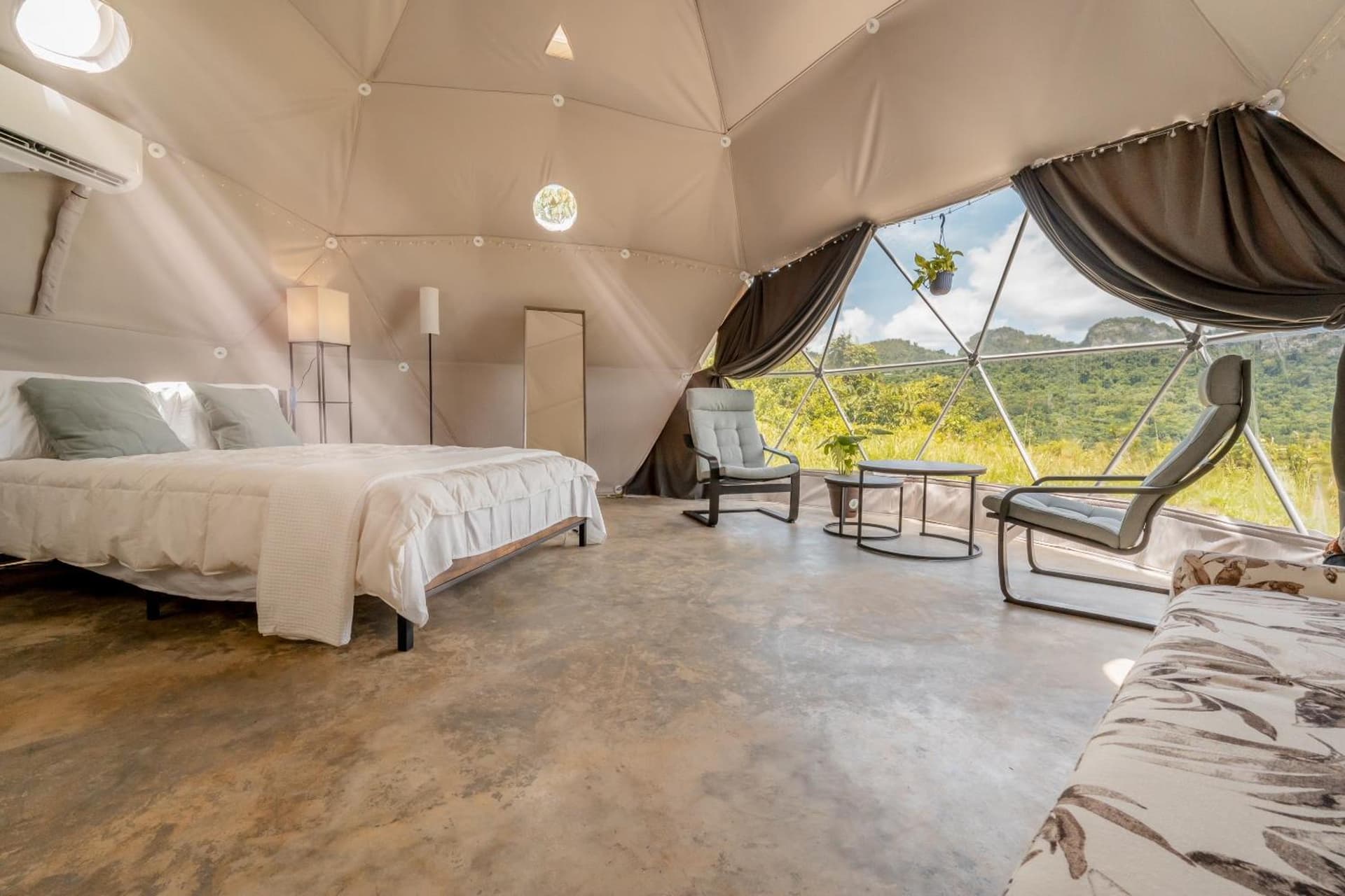 Unique Glamping Experience & Romantic Dome with Nature Escape and River - Photo 1
