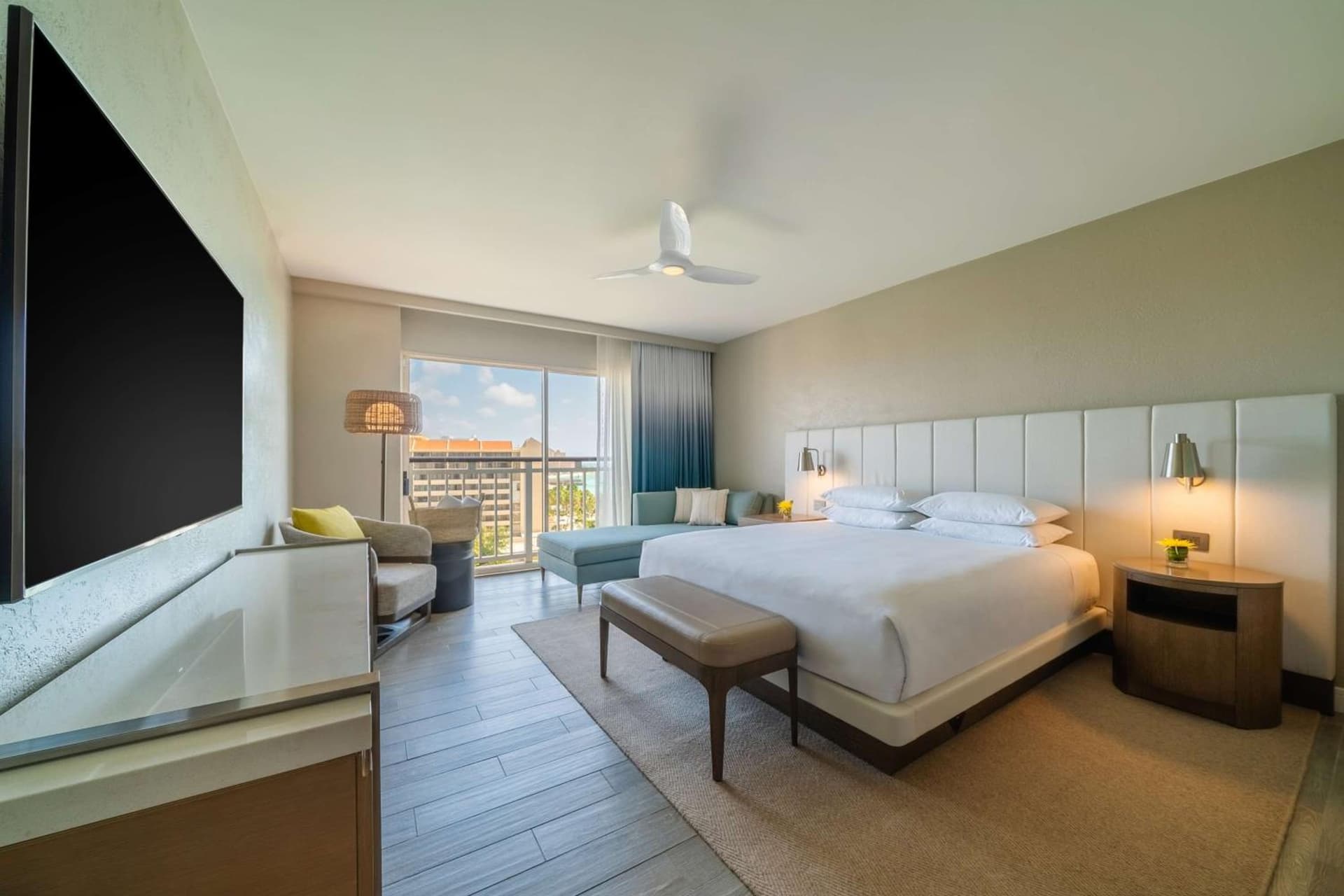 Hyatt Regency Aruba Resort & Casino - Photo 39