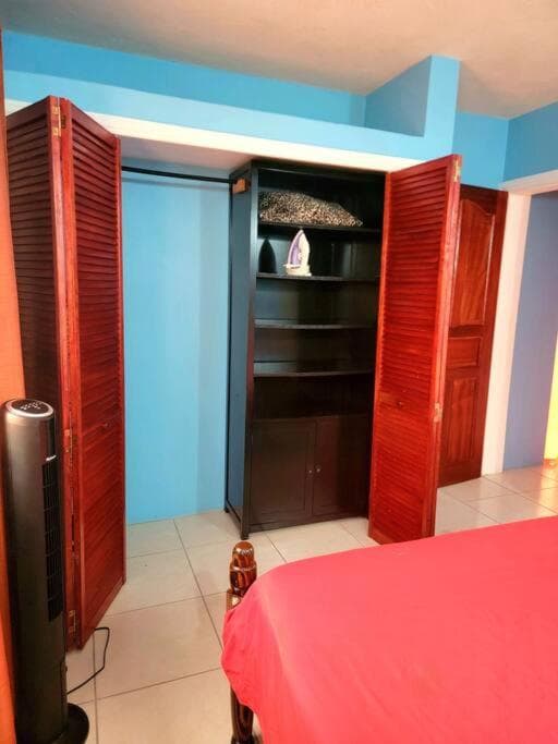 Seaview Guesthouse Apt #2 - Photo 5