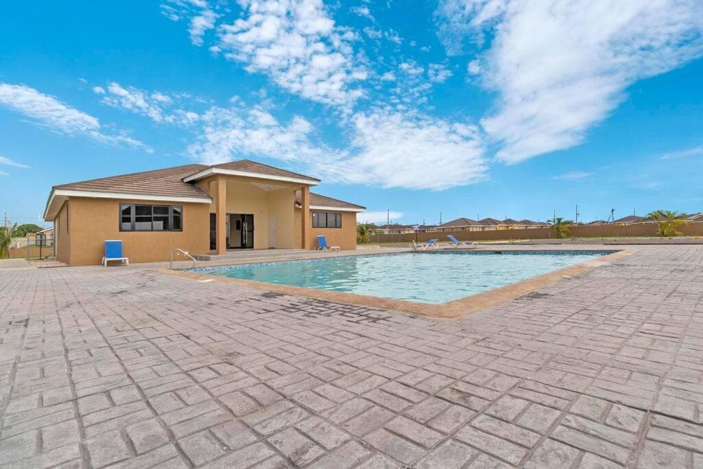 Colbeck Manor - The Geenie Gates - Photo 2