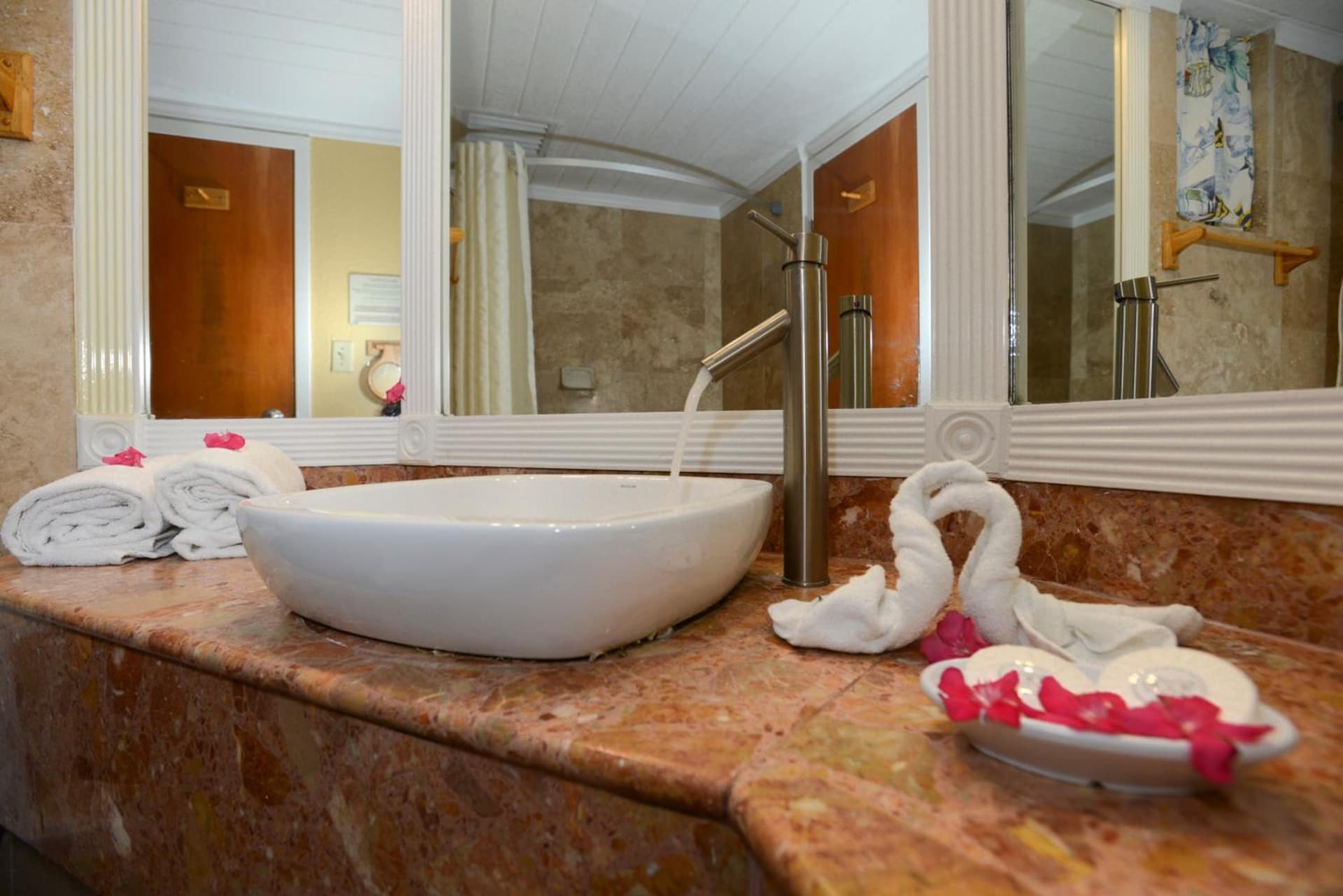 Emerald Beach Resort - Photo 92