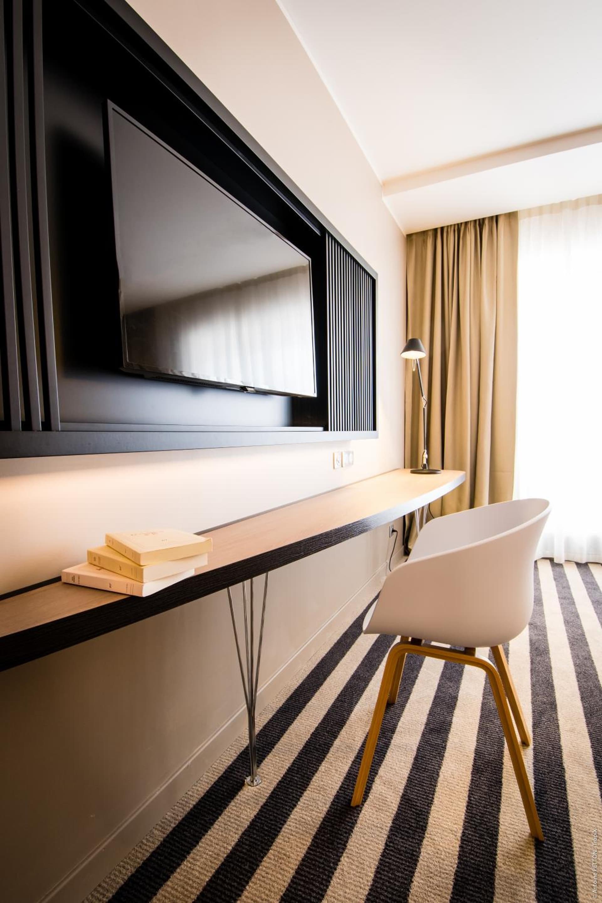 Simon Hotel - Photo 12