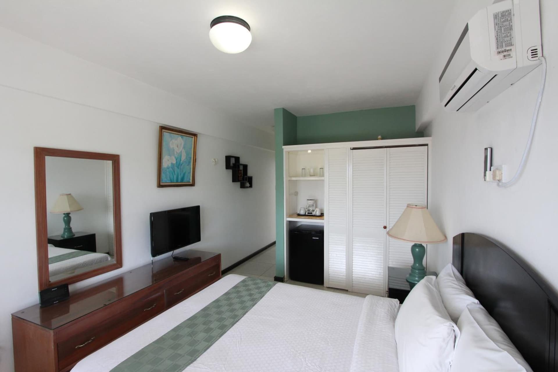 Match Resort - Photo 13