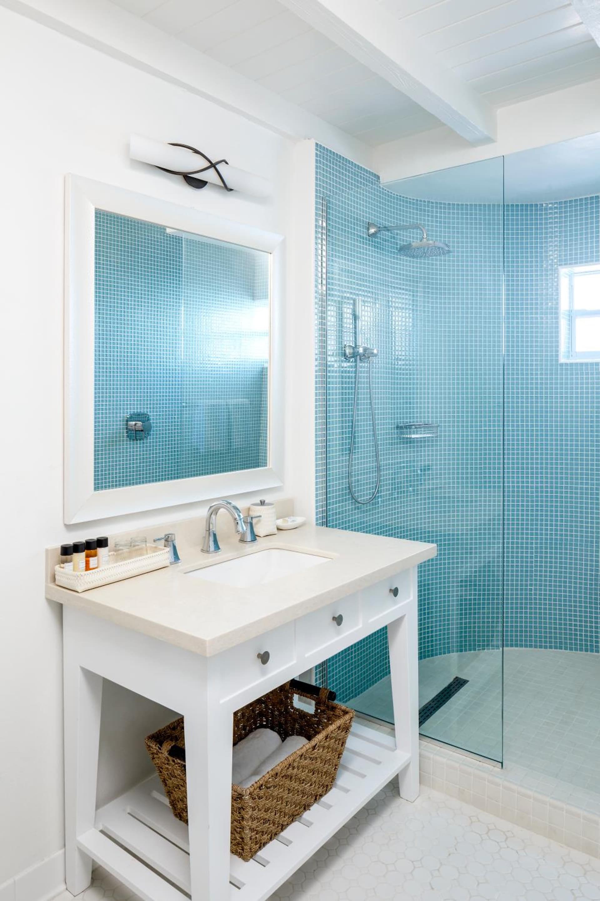 Windjammer Landing Resort and Residences - Photo 15