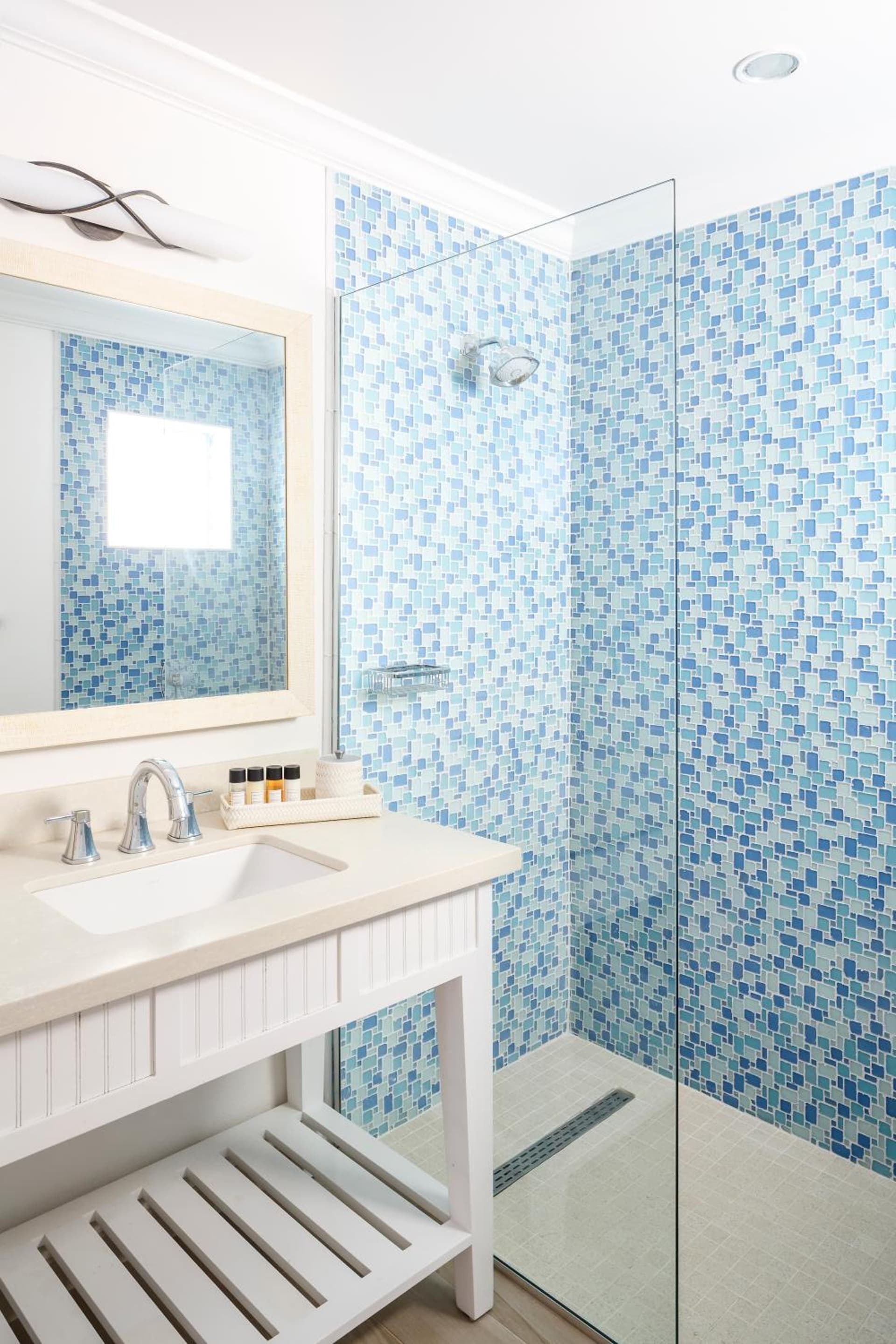 Windjammer Landing Resort and Residences - Photo 101