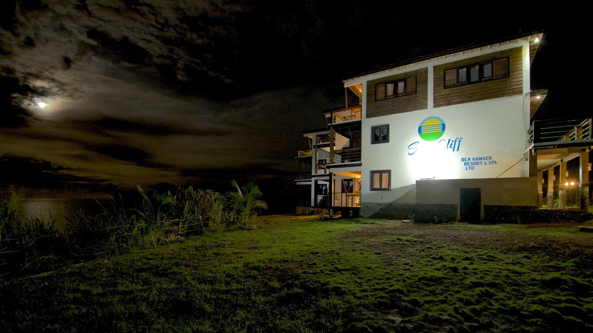 The Sea Cliff Hotel Resort & Spa - Photo 58