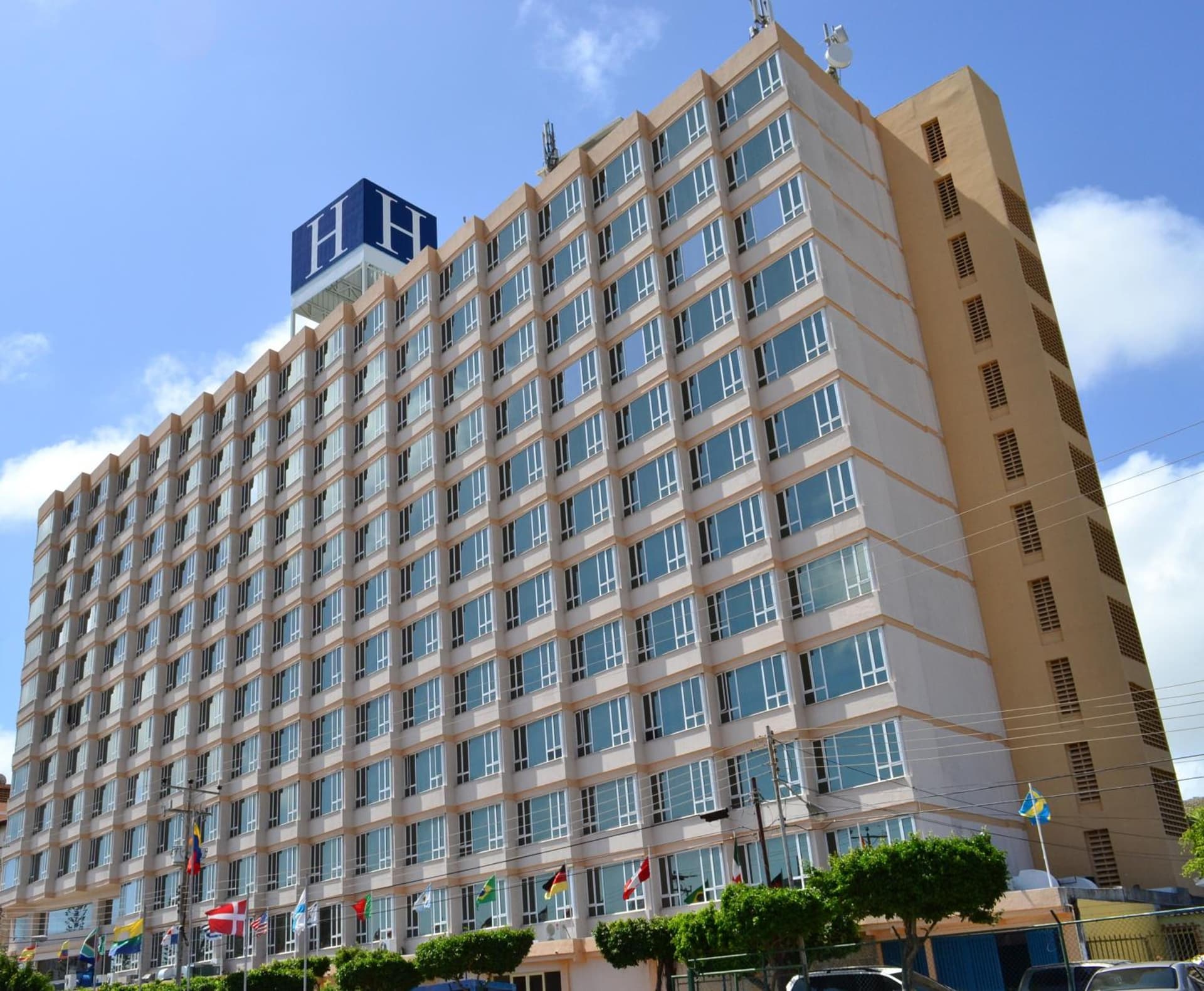 Hotel Faranda Express Puerta del Sol Porlamar - Photo 3