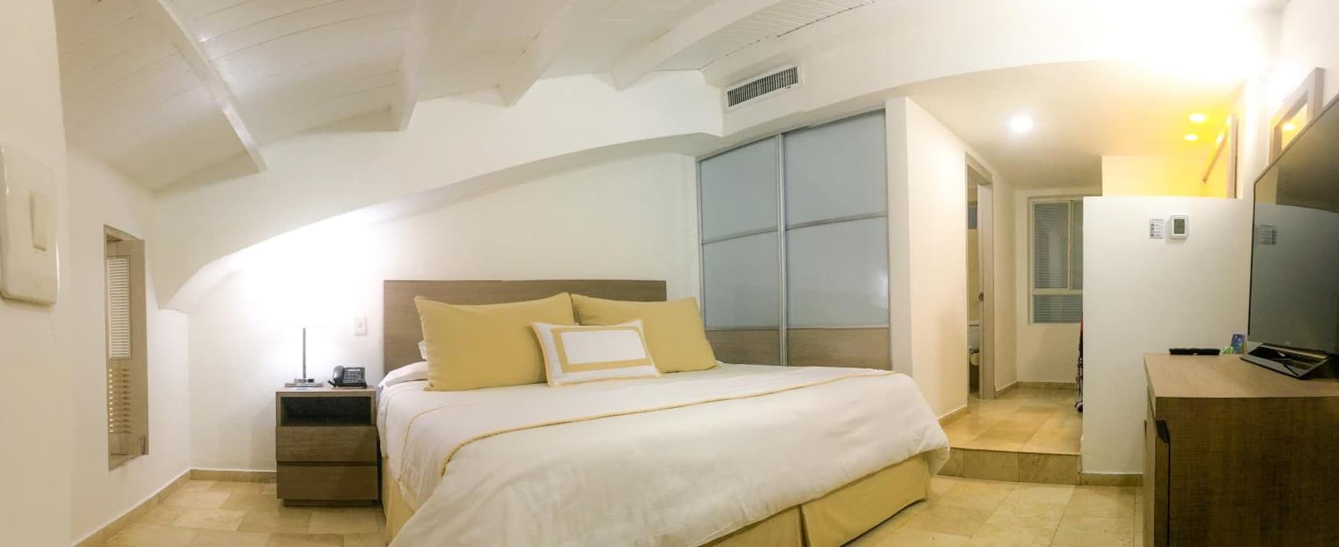 Hotel Casablanca - Photo 28