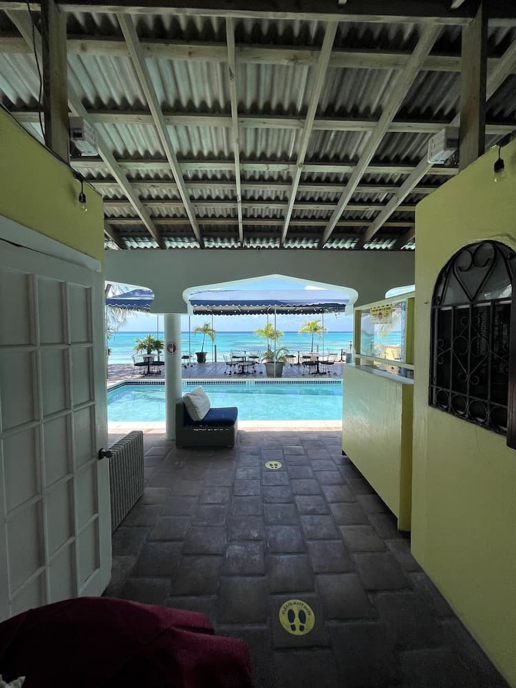 Osprey Beach Hotel - Photo 3