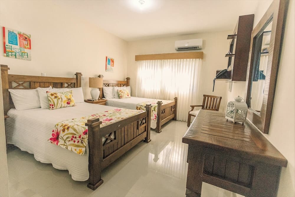 Hotel Rancho Guacamayos - Photo 17