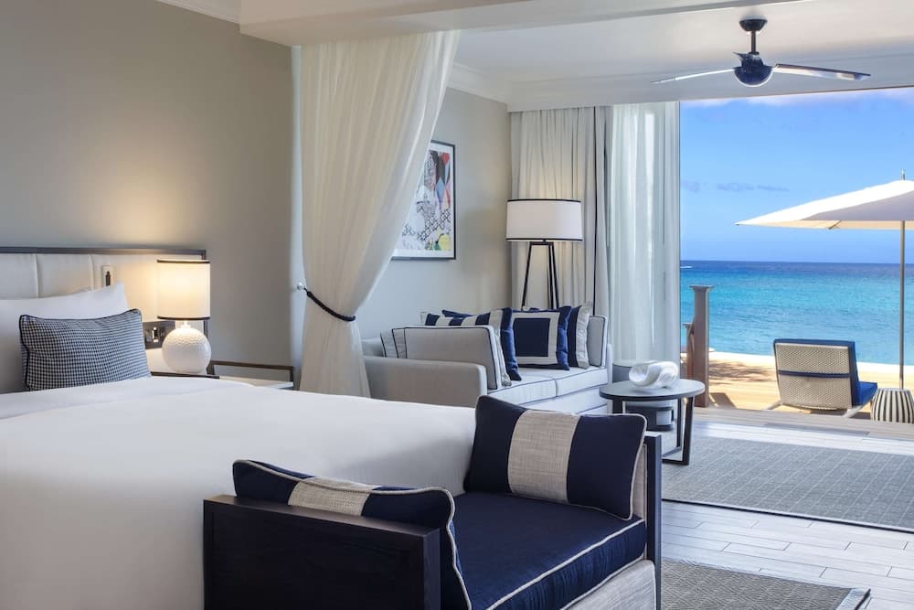 Fairmont Royal Pavilion - Photo 45