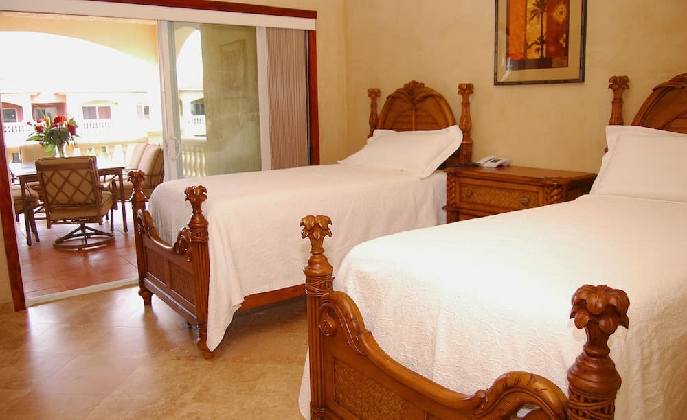 Infinity Bay Spa & Beach Resort - Photo 15