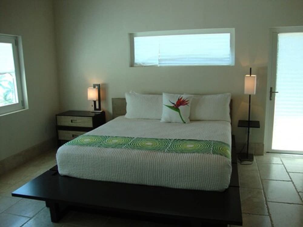 Sky Beach Club - Photo 2