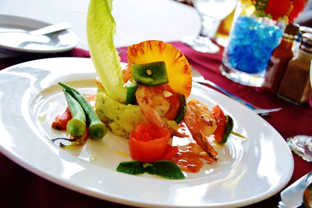 Beachcombers Hotel - Photo 39