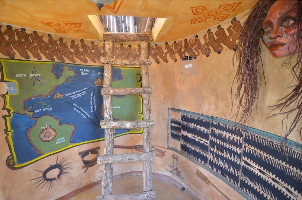 Great Huts - Photo 37