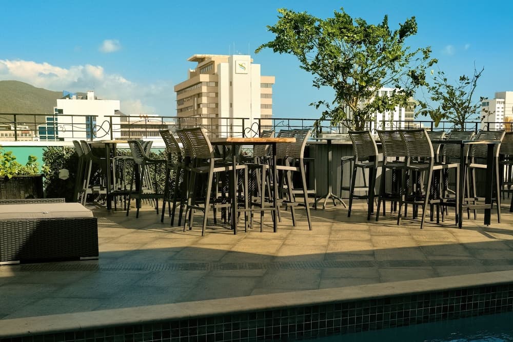 R Hotel Kingston - Photo 55