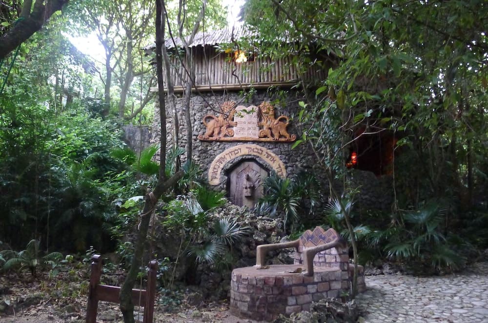 Great Huts - Photo 136