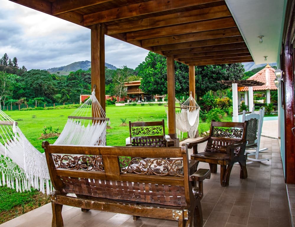 Hotel Rancho Guacamayos - Photo 58