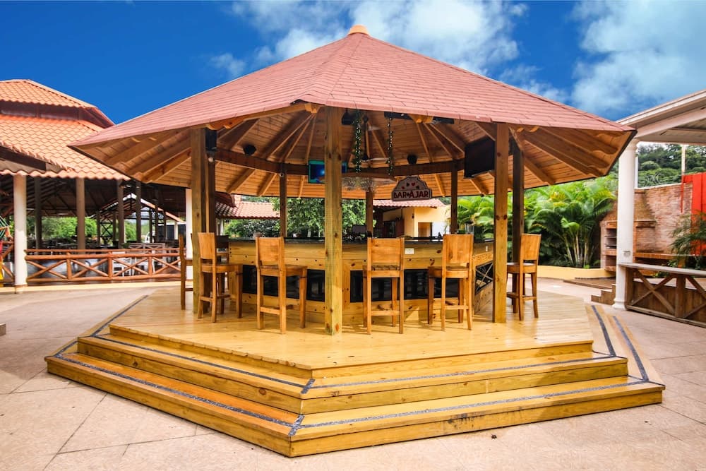 Hotel Rancho Guacamayos - Photo 128