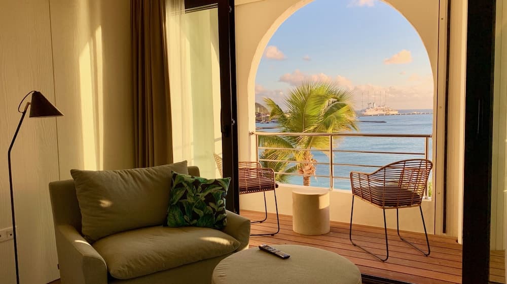 Holland House Beach Hotel - Photo 18