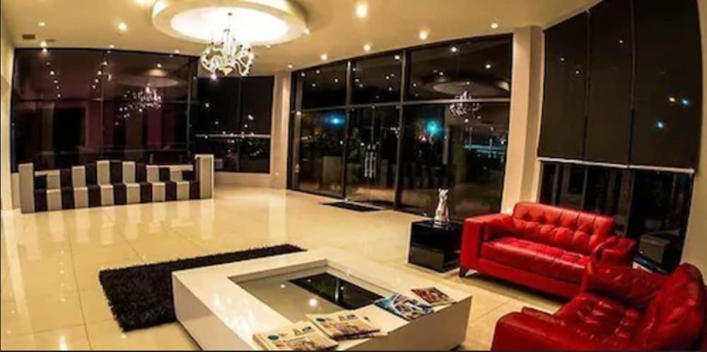 Regent Star Hotel - Photo 2