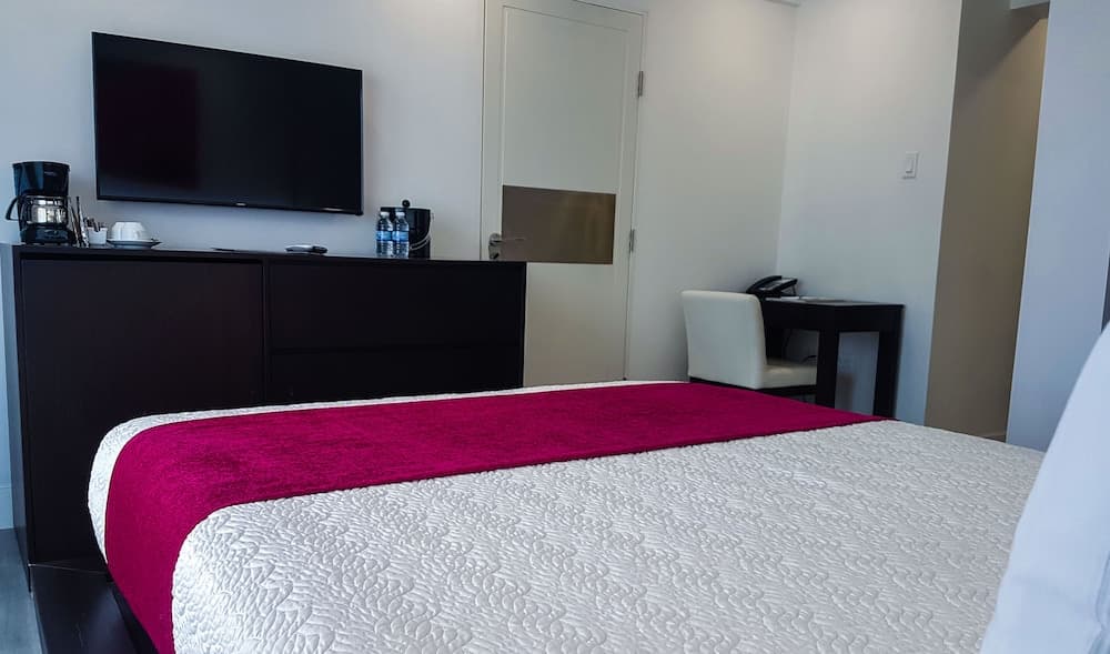 R Hotel Kingston - Photo 5