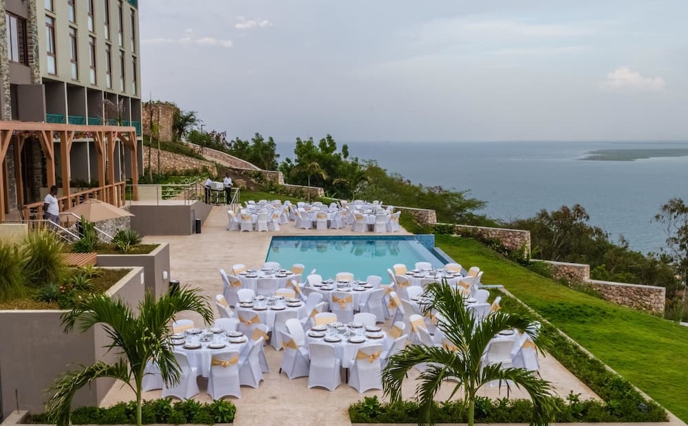 meeting & event spaces