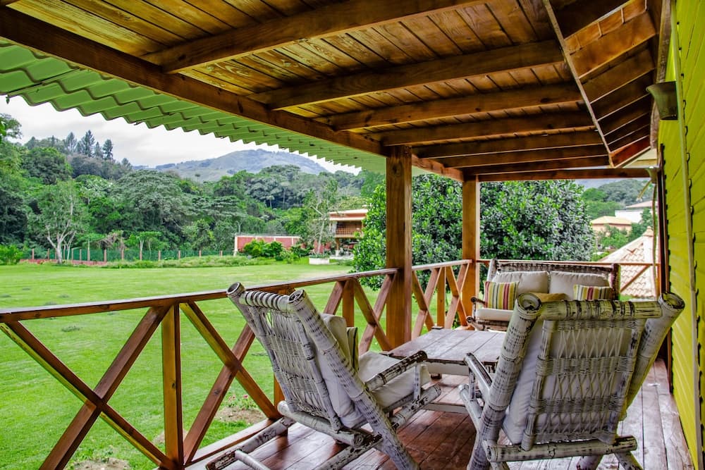 Hotel Rancho Guacamayos - Photo 8