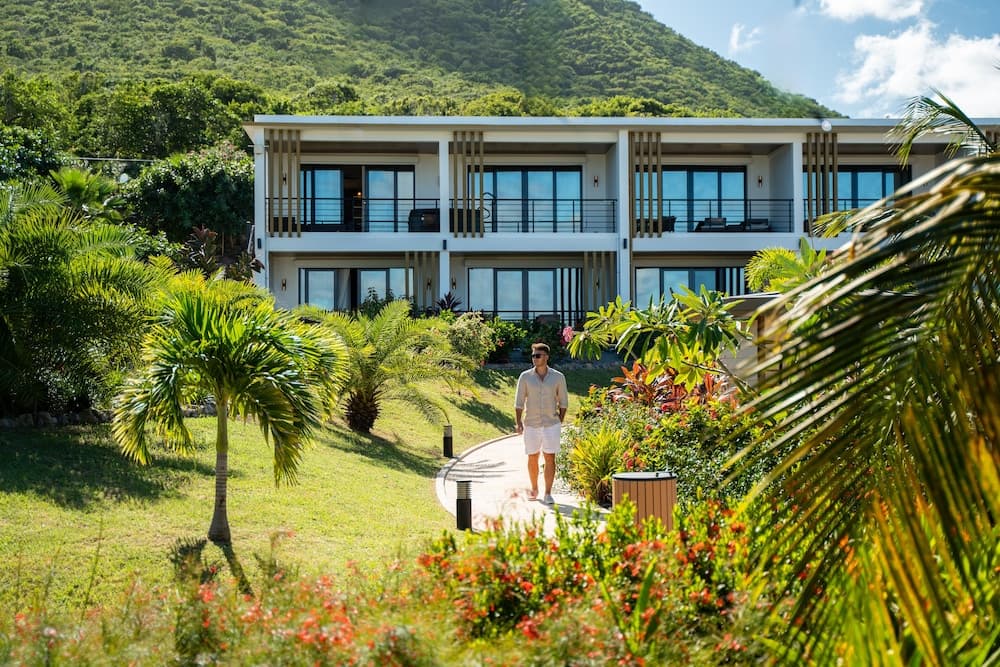 Golden Rock Dive And Nature Resort - Photo 91