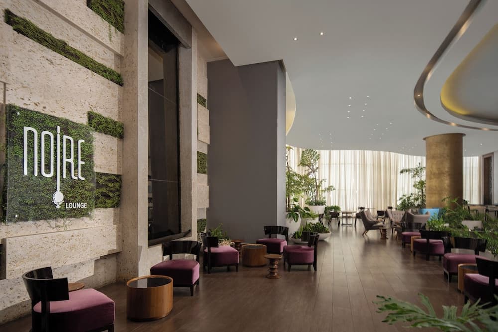 Embassy Suites by Hilton Santo Domingo - Photo 9