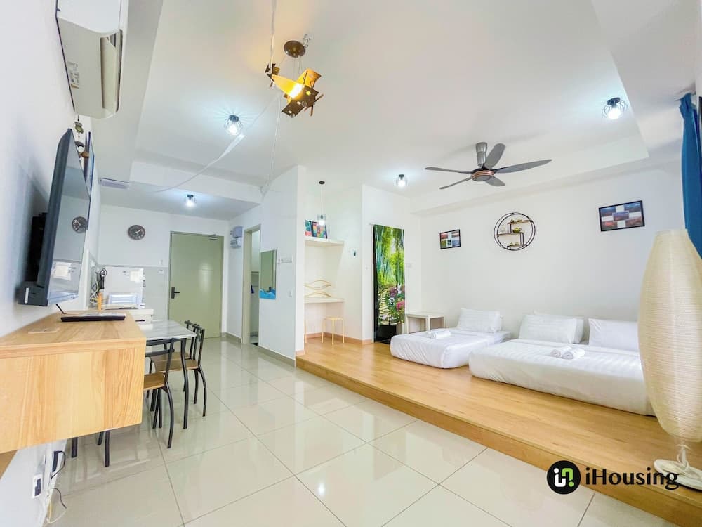 Hix Island House - Photo 47