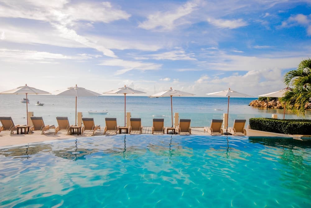 Blue Waters Resort & Spa - Photo 15