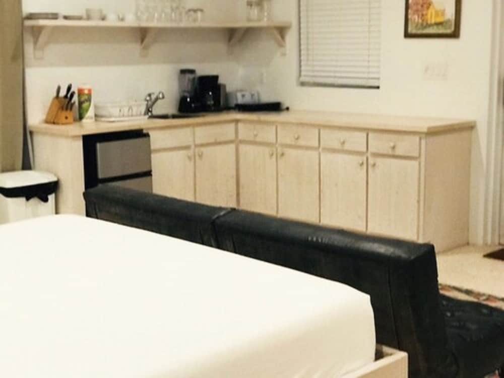 La Bougainvillea Hotel and Villas - Photo 84