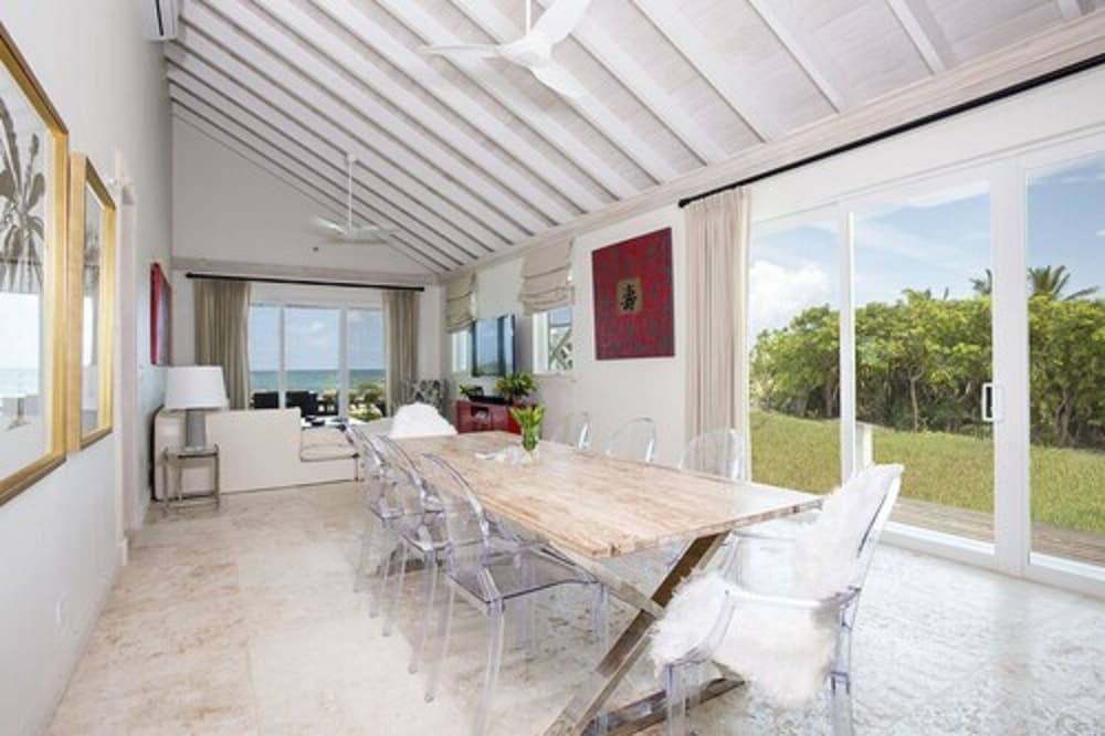 La Bougainvillea Hotel and Villas - Photo 58