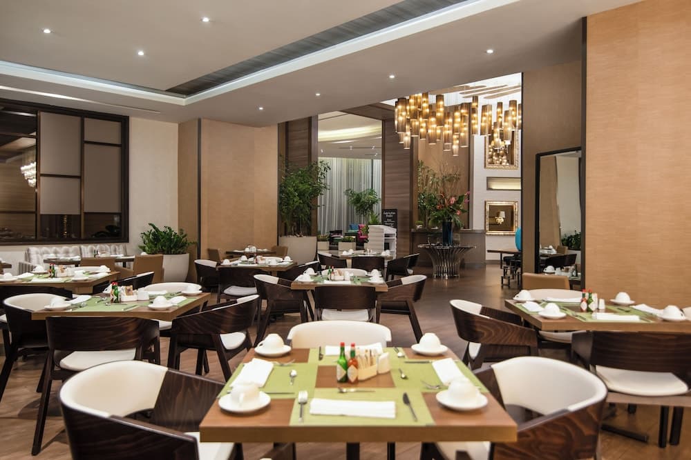 Embassy Suites by Hilton Santo Domingo - Photo 64