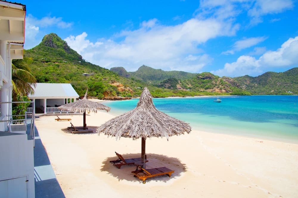 Davids Beach Hotel - Photo 9