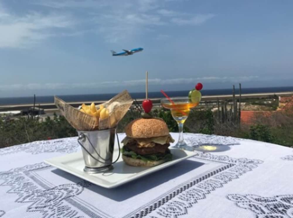 Curaçao Airport Hotel - Photo 31