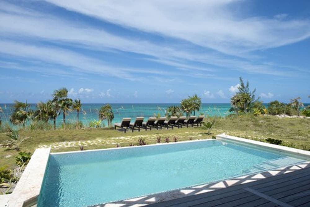 La Bougainvillea Hotel and Villas - Photo 88