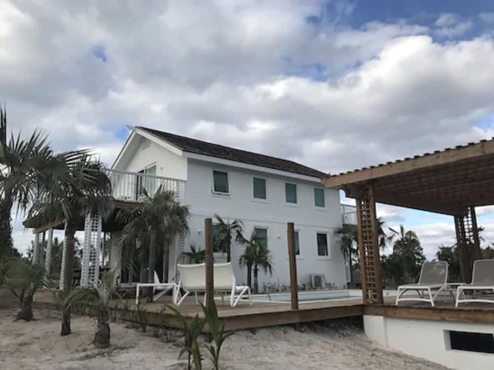 La Bougainvillea Hotel and Villas - Photo 121