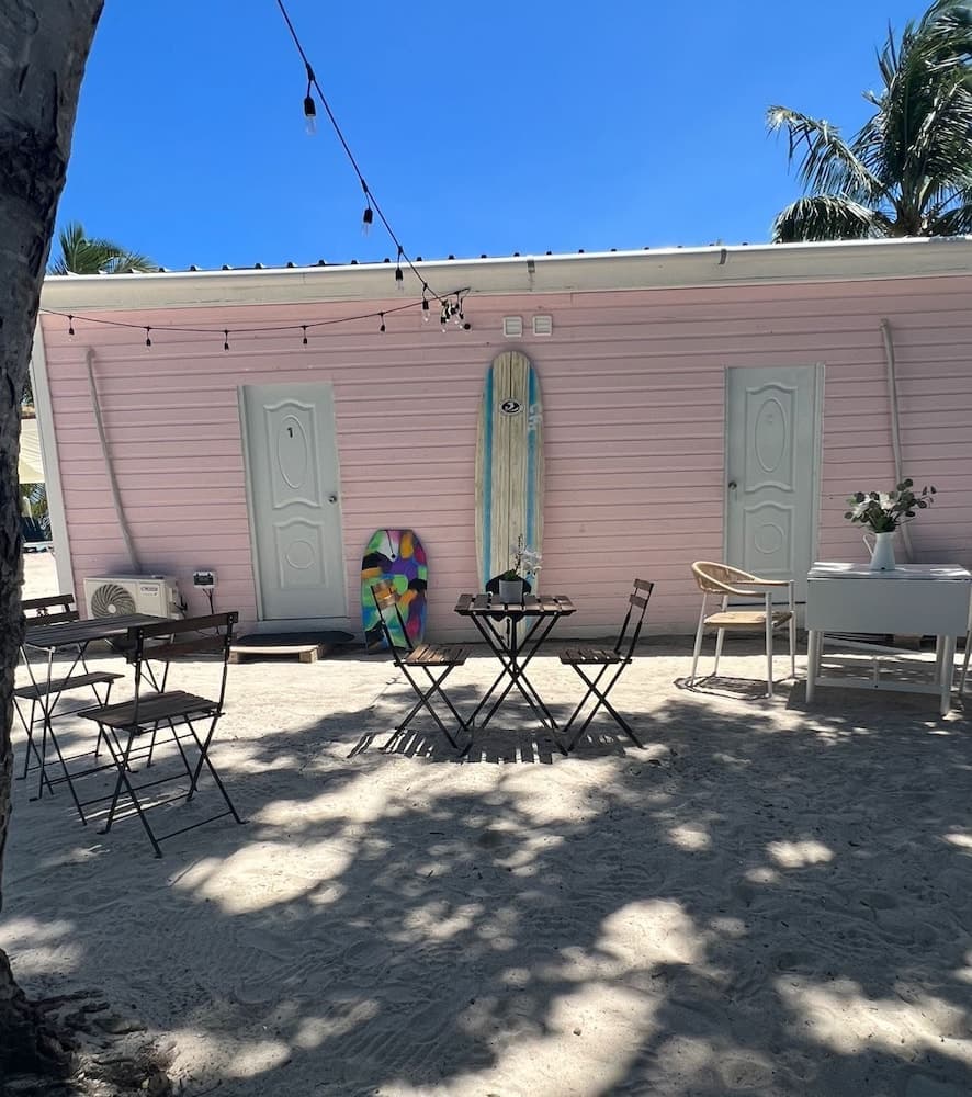 Casa Rosada Beach Front - Photo 20