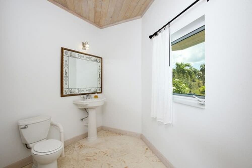 La Bougainvillea Hotel and Villas - Photo 100