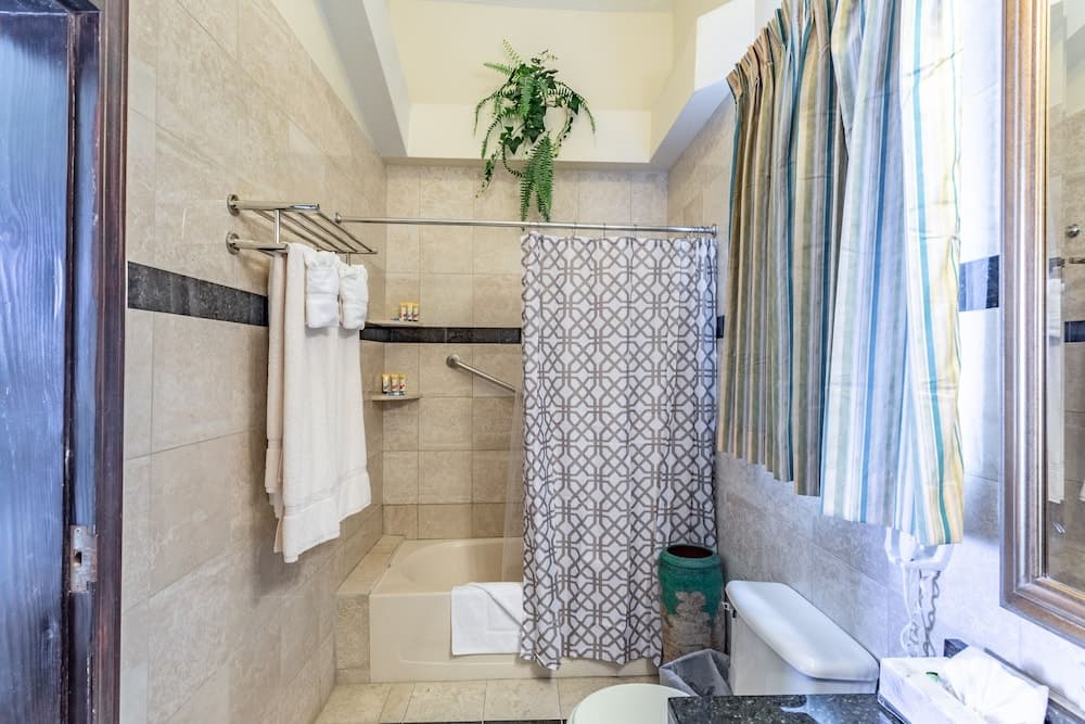 Sebastian's on the Beach - Photo 47