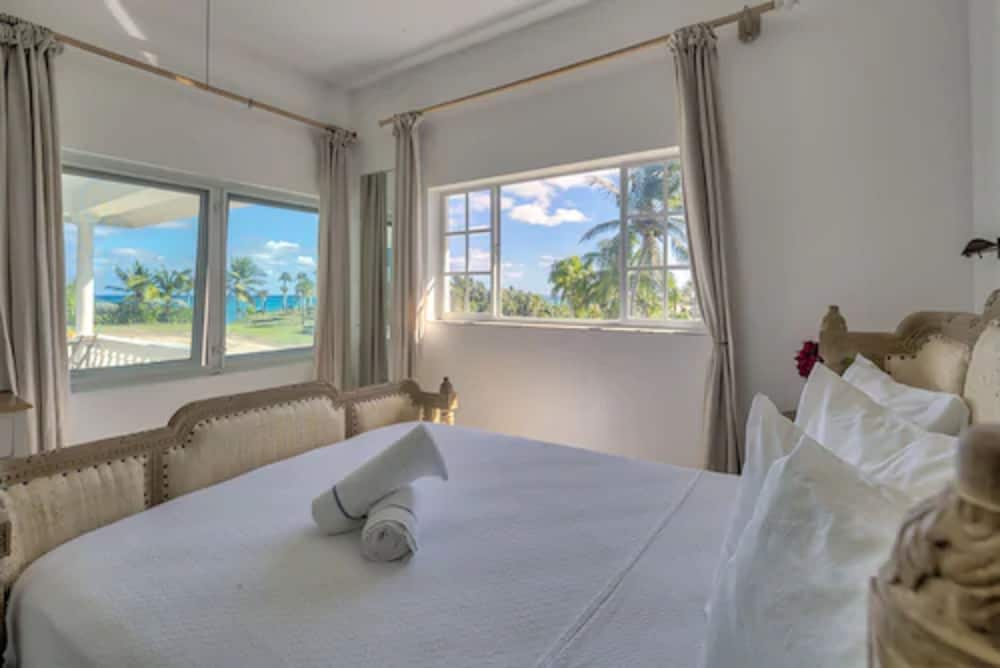 La Bougainvillea Hotel and Villas - Photo 146